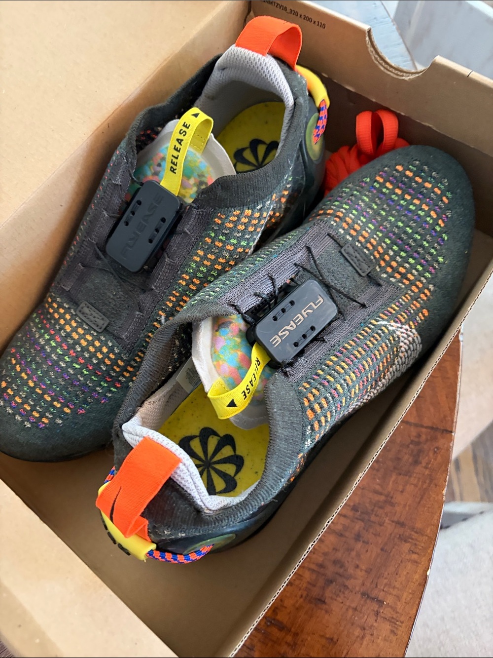 Nike Men's Gray Knit Athletic Sneakers with Multicolor Accents